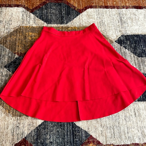 Parker Red High Low Skirt with Back Zipper. Size: L, Condition: Excellent - Picture 1 of 2